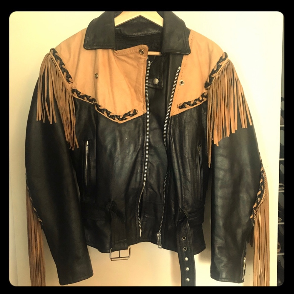 UNIK - Vintage,black leather jacket w/ tan fringe